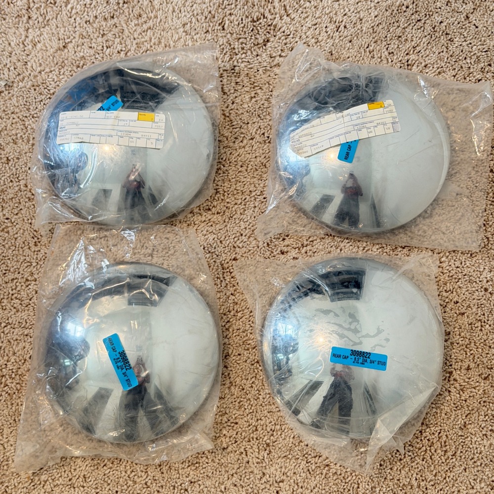 Volvo 3098822 Rear Hub Cap 8.5in Diameter 3/4in Stud Chrome Set of 4 VGC Look